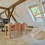 Rooftop Proprety With Large Terrace & Stunning Views -