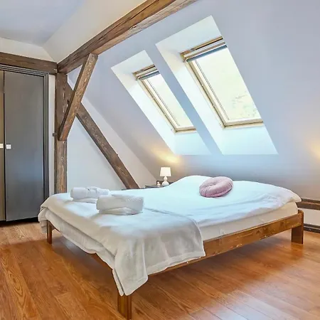 Rooftop Proprety With Large Terrace & Stunning Views - * Brassó