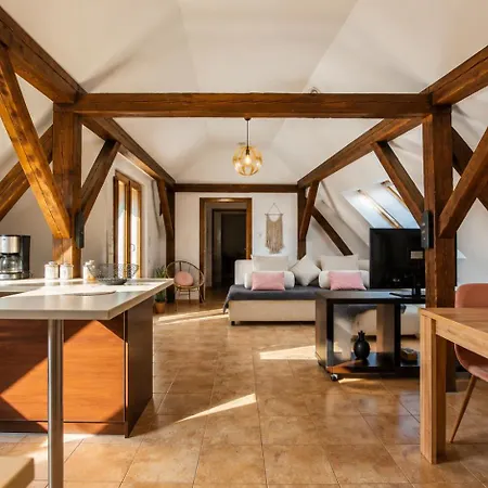 Apartment Rooftop Proprety With Large Terrace & Stunning Views -
