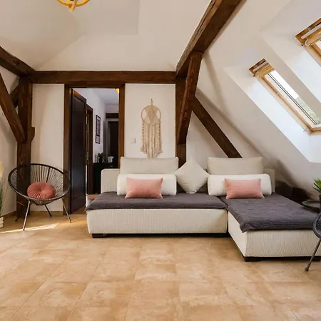 Apartment Rooftop Proprety With Large Terrace & Stunning Views - Brasov